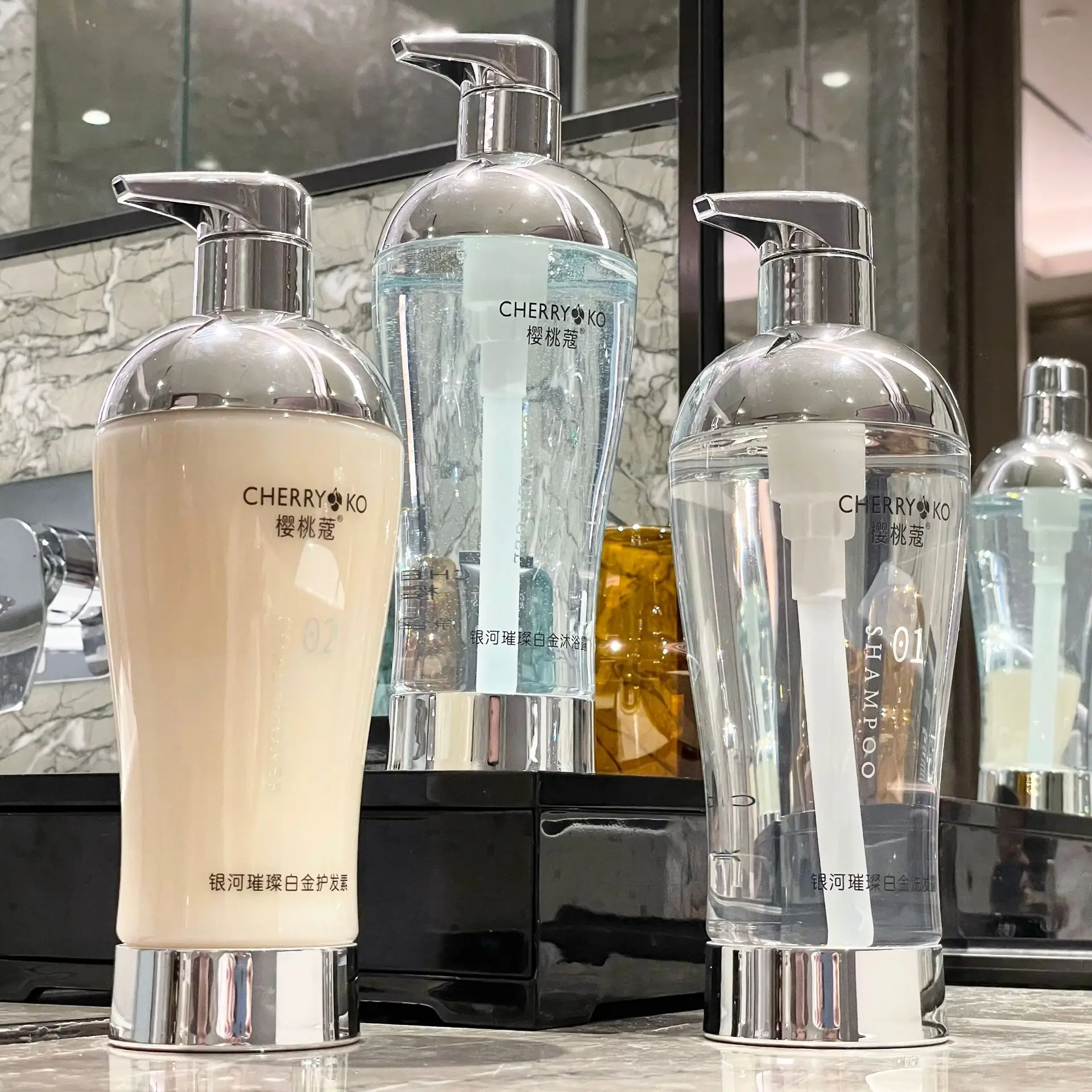 Glimmering Galaxy Shower Gel P - огляд і ціна Perfume Fragrance Shampoo
