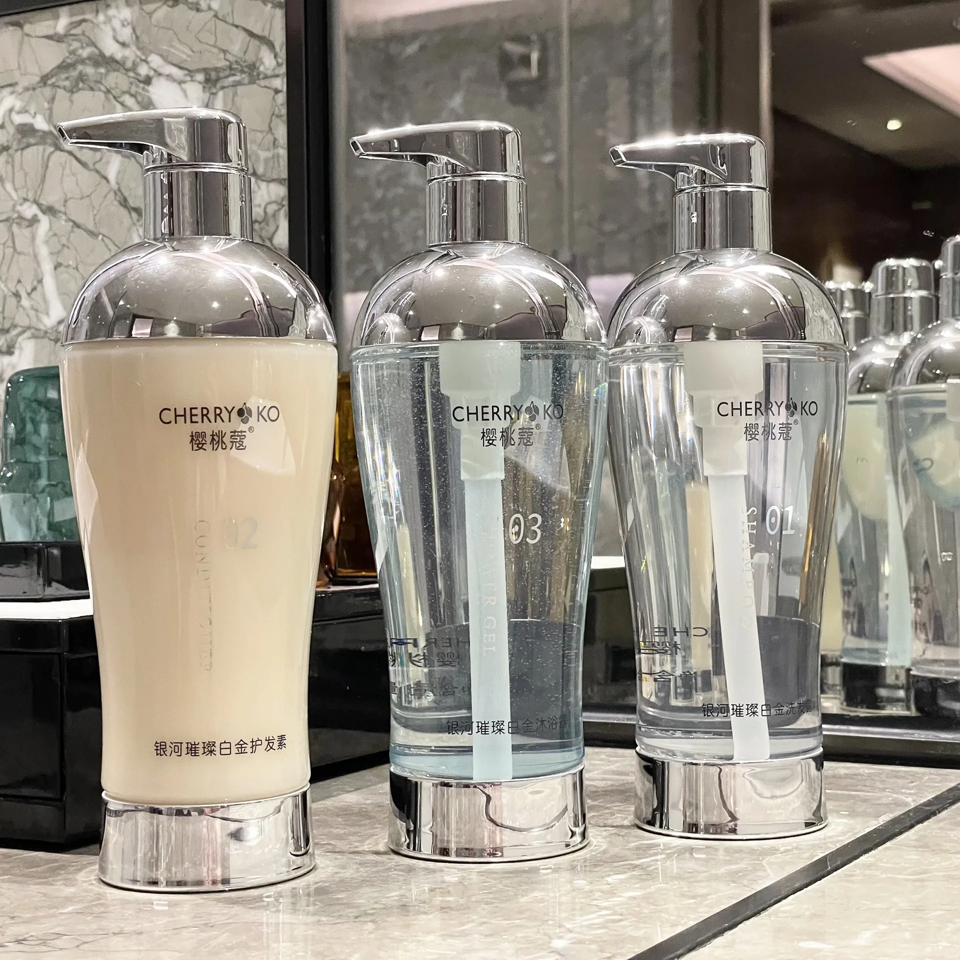 Glimmering Galaxy Shower Gel P - огляд і ціна Perfume Fragrance Shampoo